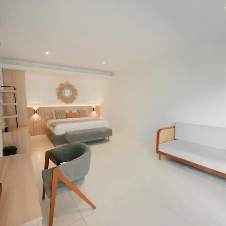 Seminyak Vila 4Bedroom Near Beach Lafavela Exterior photo