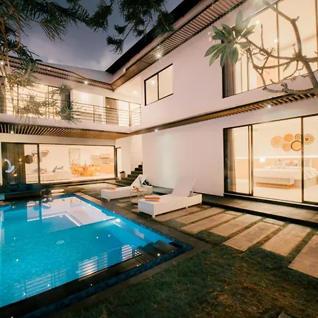 Seminyak Vila 4Bedroom Near Beach Lafavela Exterior photo